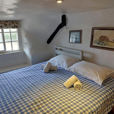 Stable Cottage - Sleeps 6, Near Lulworth Cove Dorchester Exteriör bild