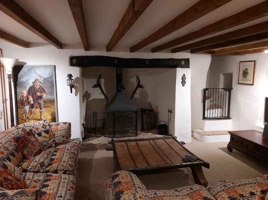 Stable Cottage - Sleeps 6, Near Lulworth Cove Dorchester Exteriör bild
