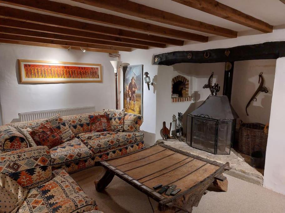 Stable Cottage - Sleeps 6, Near Lulworth Cove Dorchester Exteriör bild