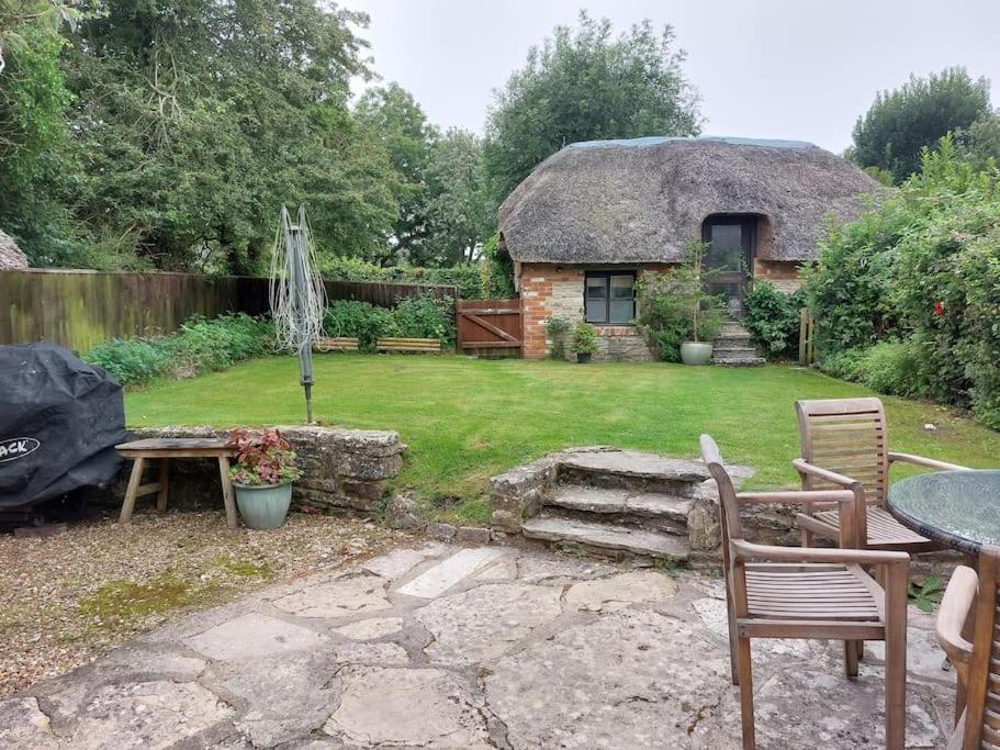 Stable Cottage - Sleeps 6, Near Lulworth Cove Dorchester Exteriör bild
